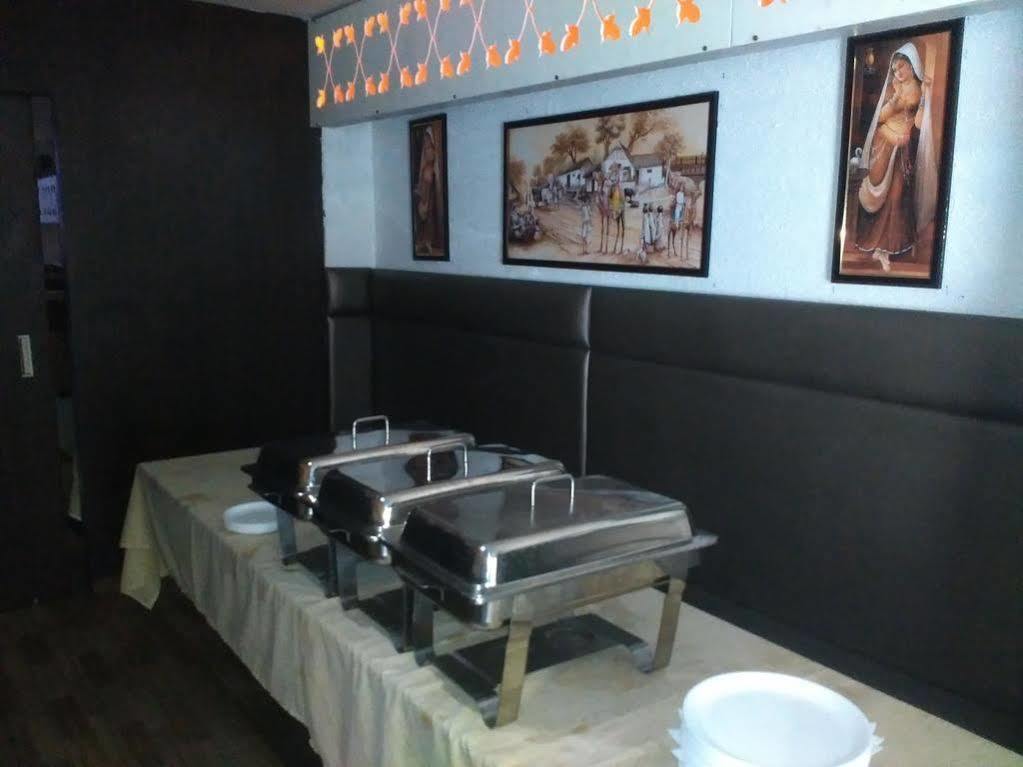 Fabhotel Keerthi'S Anupama - Nr Indira Gandhi Stadium Vijayawada Luaran gambar