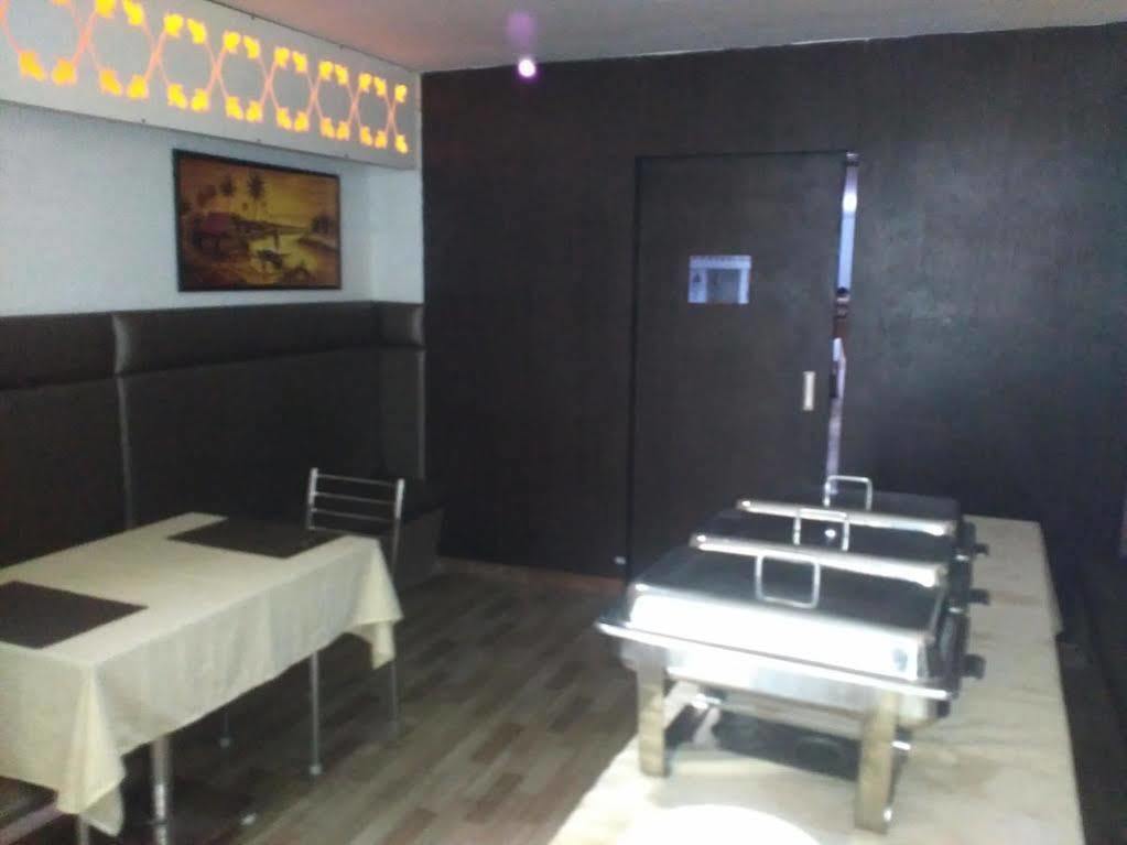 Fabhotel Keerthi'S Anupama - Nr Indira Gandhi Stadium Vijayawada Luaran gambar